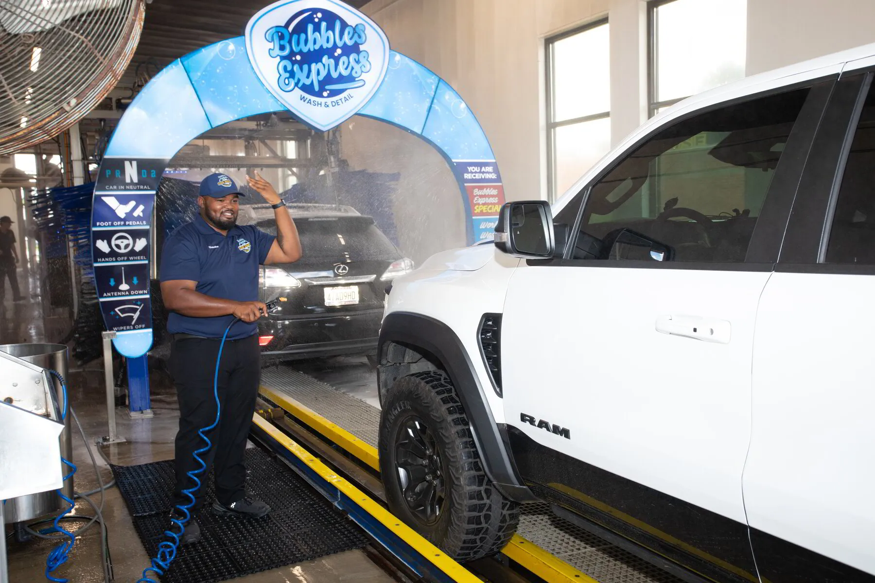 About Bubbles Car Wash